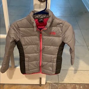 Used girls Northface gray ski jacket